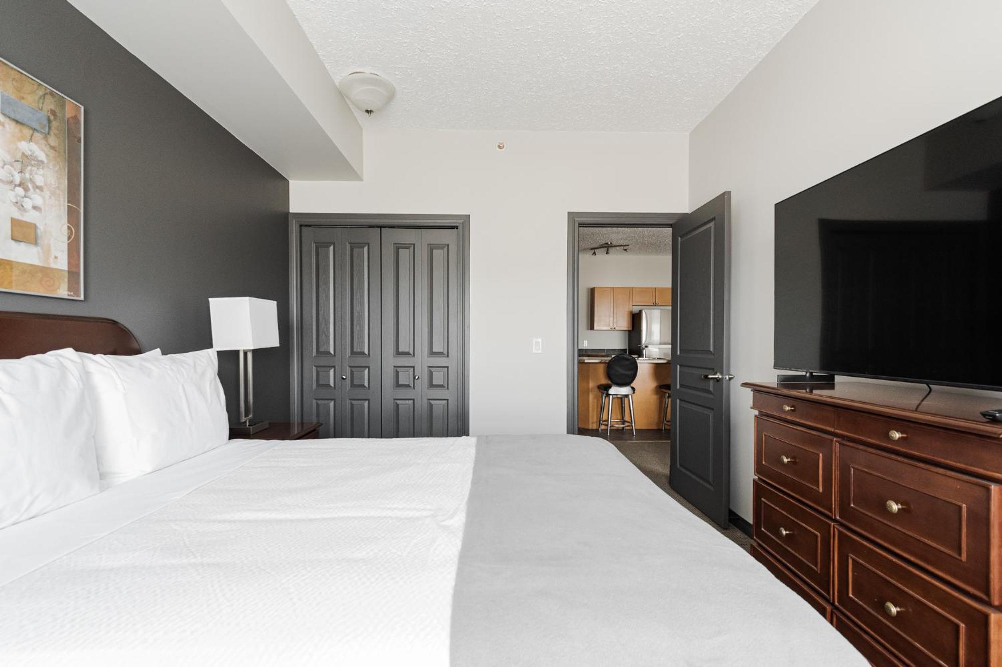 Premier Residence - Fort Mcmurray Exteriör bild